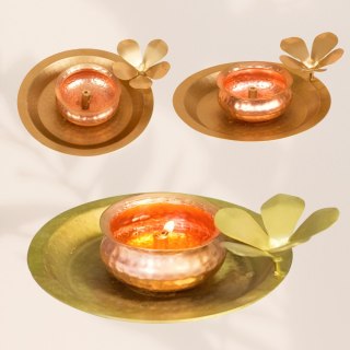 Piękna Lampa Motyw Kwiat Lotosu  (Hammered Flower Lamp)