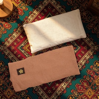 Almohada herbal con linaza y lavanda – Vembadad Grey Sadhguru